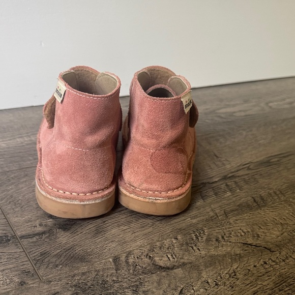 Mini Boden Kids Rose Suede Velcro Ankle Boots - Picture 6 of 9